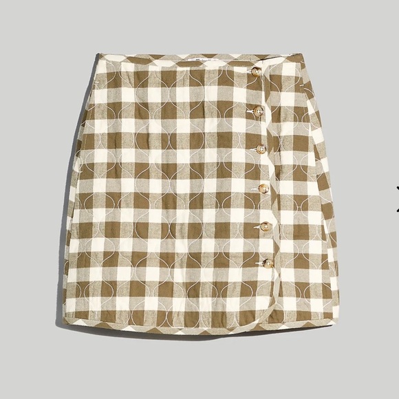 Curvy Quilted Flannel Mini Skirt in Gingham Check - Picture 3 of 4